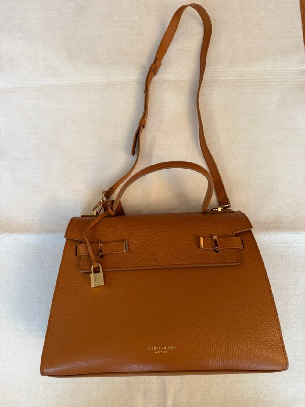 Teddy Blake New York Gold Leather Handbag, Crossbody, Gold Hardware, Pristine